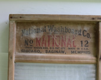 30s National WASHBOARD No. 12 Wood & Ribbed Glass Chicago Saginaw Memphis Laundry
