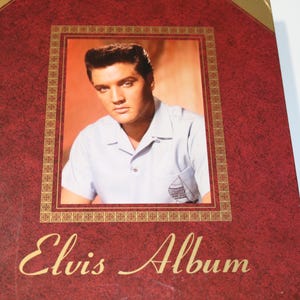 2001 Vintage ELVIS Scrapbook ALBUM Lots of Photos & Newspaper Articles from Childhood to Death