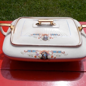 China CASSEROLE Dish 1920s DECO Design by EHSC Co. Bellmiers  Serving Dining Display
