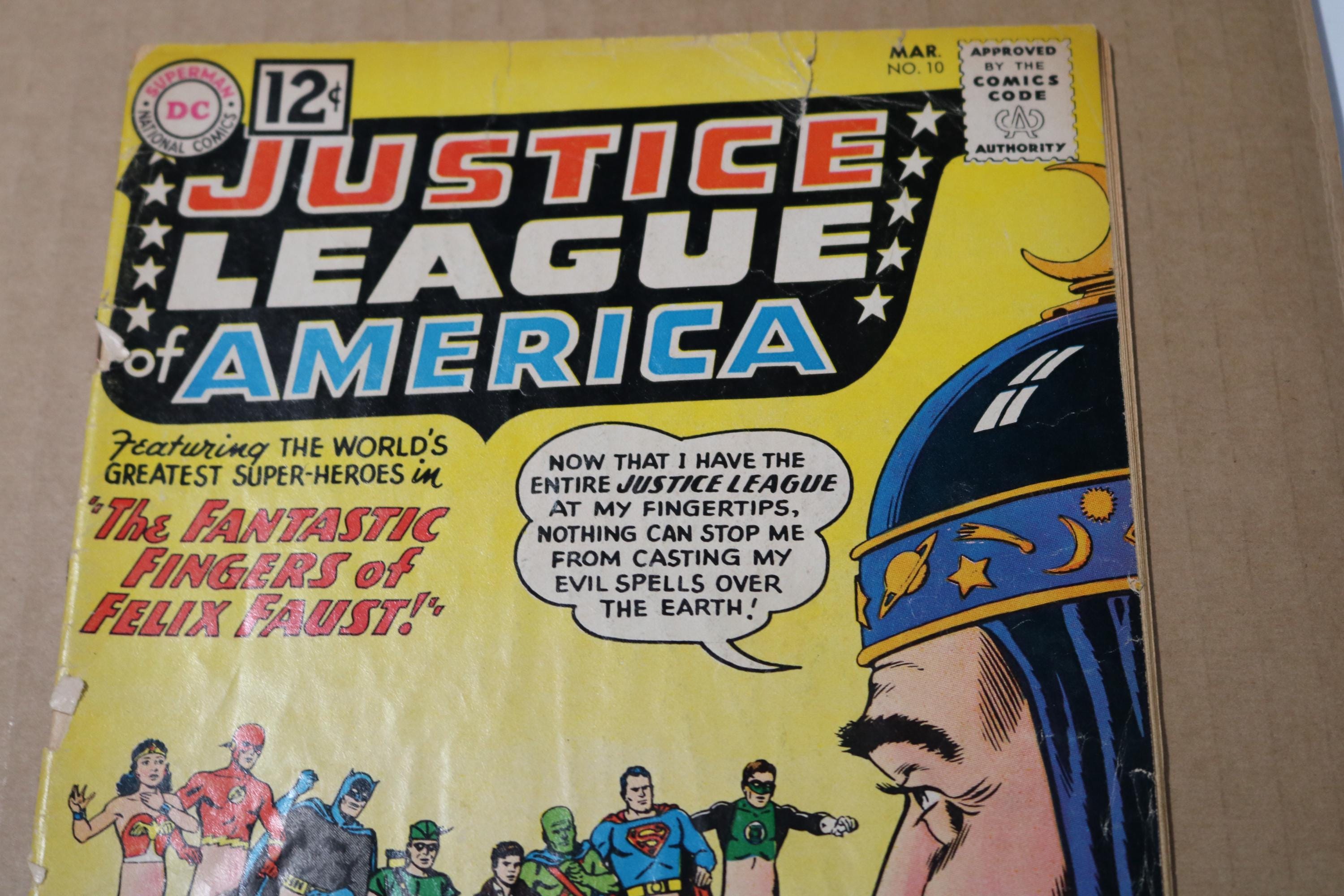 D C Comics the JUSTICE LEAGUE #10 Very Early Silver Age 1962