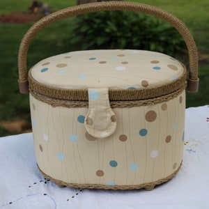 90s SEWING BASKET Polka Dot Wicker Storage Tray Magnetic Closure Made in Philipines