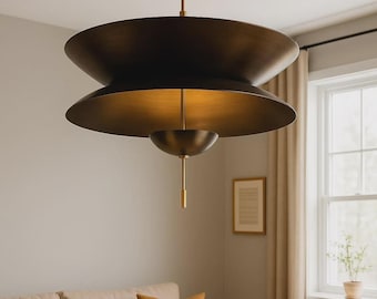 Handgefertigte Massiv Messing Pendelleuchte: Mid-Century Modern Licht