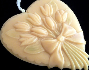 Handmade Artisanal Beeswax Ornament - TULIP BOUQUET HEART