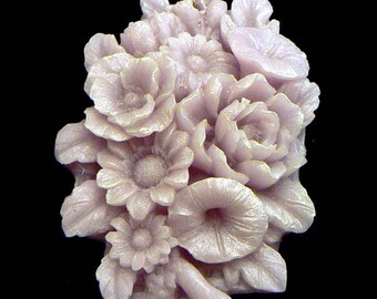 Handmade Artisanal Beeswax Ornament - WILDFLOWER BOUQUET