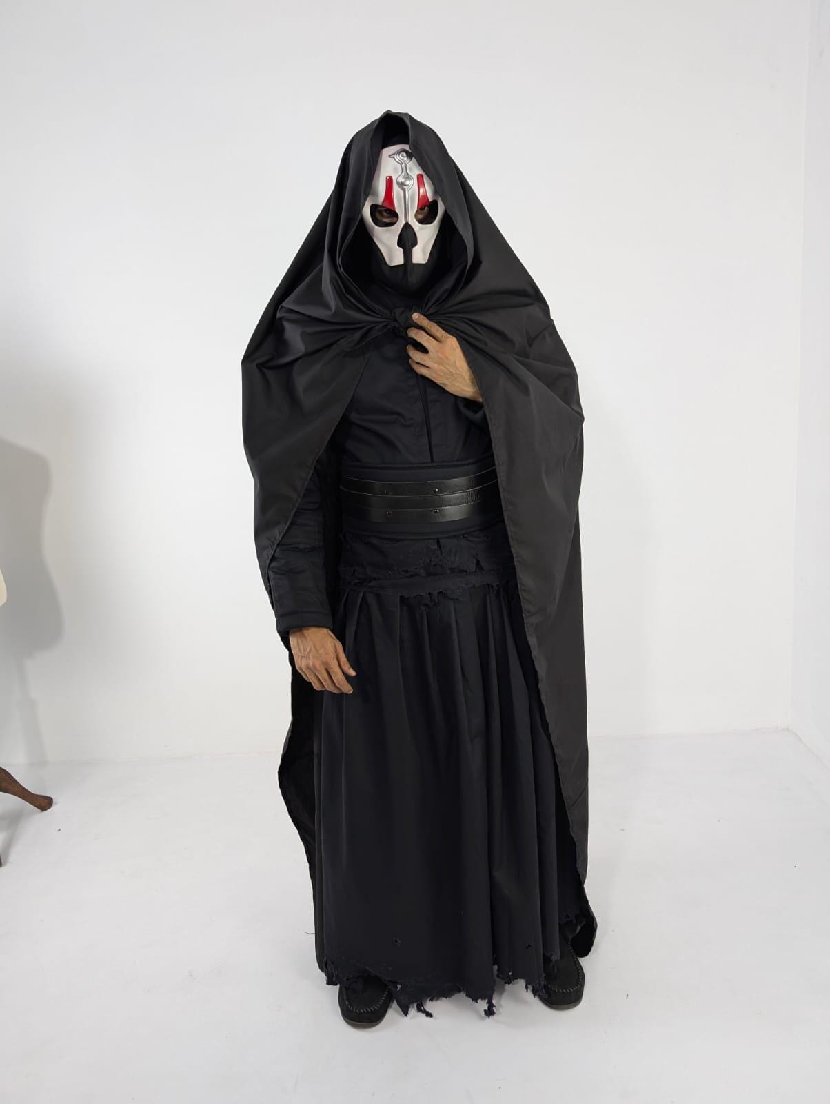 Darth Nihilus Robe Darth Nihilus KOTOR2 Sith Lord Costume | Hooded Robe With Mask, Gloves ...