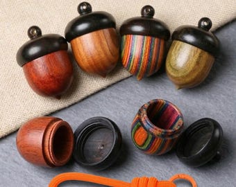 Colgante de madera con forma de bellota para pastillas, contenedor secreto para guardar objetos, mini pastillero