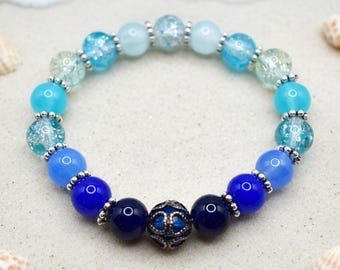 Ocean Blue Beaded Bracelet – Aquamarine, Lapis, Crackle Glass, Boho Style