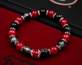 Georgia Bulldogs Bracelet - Red & Black Crackle Glass Bead Stretch Bracelet - UGA Game Day Jewelry