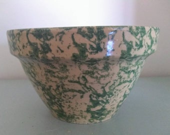 Set of 3 Nesting Bowls Country Kitchen Green Hearts Mixing Serving Country Farmhouse Kitchen Sponge Painted ca 1980/'s Vegetable White