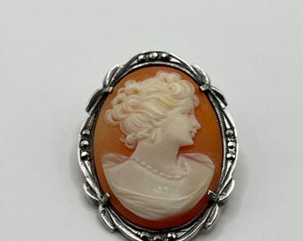Vintage 800er Silber Muschel Cameo Brosche Anhänger, antiker viktorianischer Stil handgeschnitzter Porträt Pin, 30 mm x 22 mm italienischer feiner Schmuck Geschenk