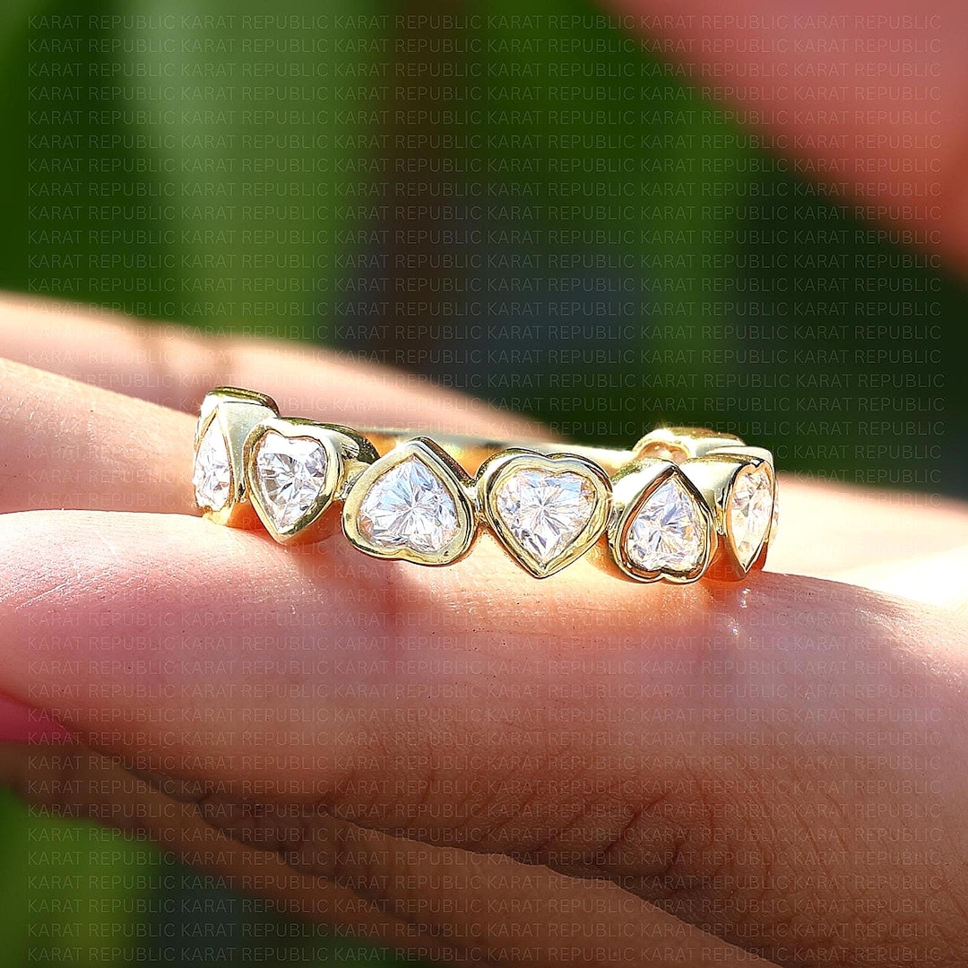 Heart Shape Lab Grown Diamond Bezel Eternity Band Yellow Gold Wedding ...