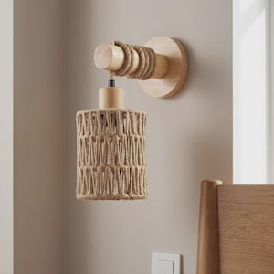 Aplique de pared de ratán tejido a mano / Portalámparas bohemio moderno de madera maciza