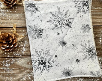 Paperless Towels Reusable Cloth Winter snowflakes Flannel Set of 4