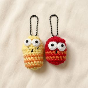 Matching Funny Bug Keychains Crochet Amigurumi Bag Charm Cute Cartoon Larva Toy Couple Keyring Best Friend Gift Quirky Backpack Accessory