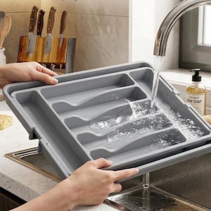 Expandable Silverware Organizer Keeps Kitchen Drawers Neat with Adjustable Compartments