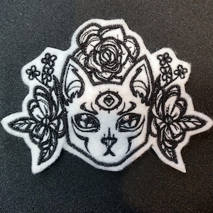 Mystical Three-Eyed Cat Embroidered patch