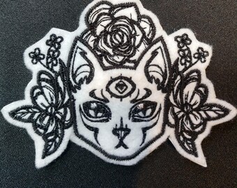 Mystical Three-Eyed Cat Embroidered patch