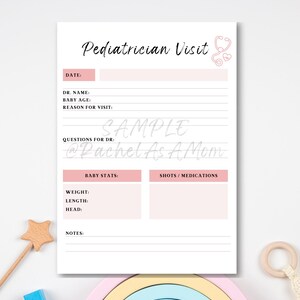 Op de afbeelding: Een witte, afdrukbare vorm voor een bezoek aan de kinderarts met roze accenten. Het formulier bevat velden voor datum, naam van de arts, leeftijd van de baby en reden van het bezoek. Er zijn ook secties voor baby-statistieken en vaccinaties/medicijnen.
