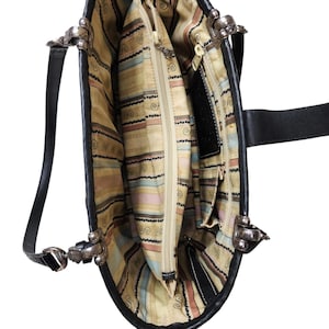 Brighton Straw Woven Shoulder Tote Black Leather Trim Heart Charm Summer Bag Vtg image 11