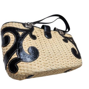 Brighton Straw Woven Shoulder Tote Black Leather Trim Heart Charm Summer Bag Vtg image 7