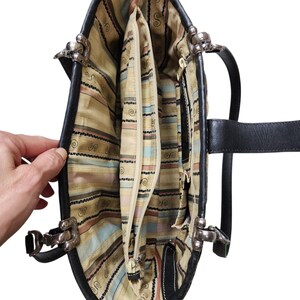 Brighton Straw Woven Shoulder Tote Black Leather Trim Heart Charm Summer Bag Vtg image 18