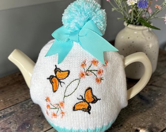 Pre-loved Mini Tea Pot for One Beige Ceramic Teapot with knitted Butterly Tea cosy