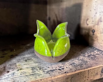Pre-loved Green Ceramic Tealight Holder Peace Calm Wellness home Decor Remembering