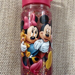 Minnie Mouse and Mickey Mouse Glitter Children's Knob – Sparkling and Charming Design