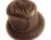 Zenith Small Pinch Solid Wood Reproduction Radio Knob