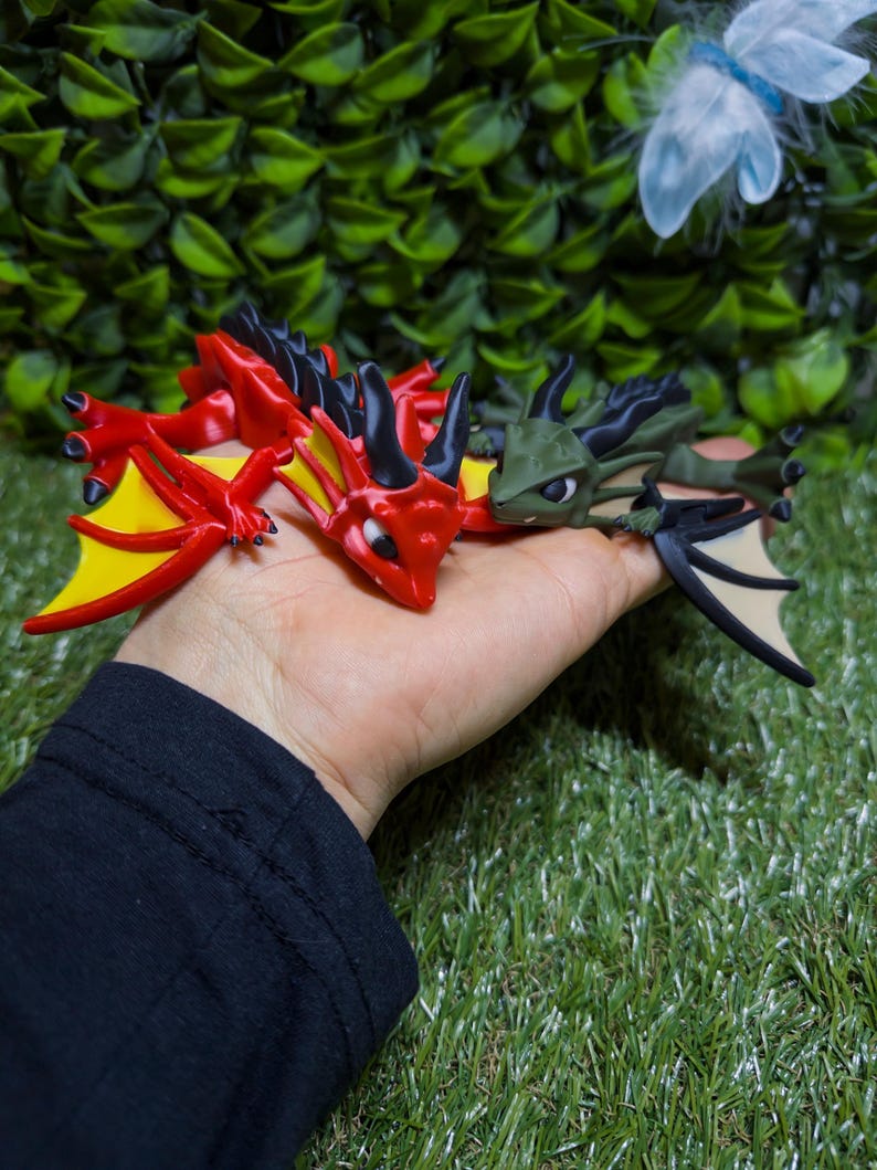 Posable Dragon Fidget With Wing Mechanism – Flexible 3D Printed Dragon ...