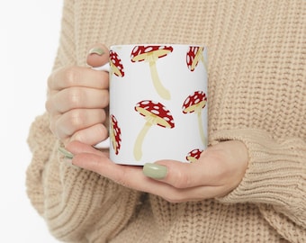 赤い斑点のあるキノコ柄マグカップ | 陶器製コーヒーカップ