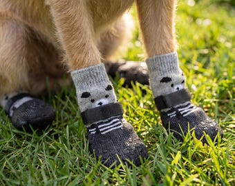 Waterproof Dog Shoes, Non Slip Pet Boots, Paw Protectors for Small, Medium & Large Dogs