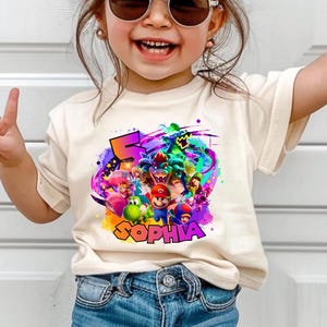 Camiseta de cumpleaños personalizada de Mario Galaxy, camiseta navideña familiar de Nintendo World, regalo de cumpleaños de Universal Orlando, regalo para niños de la fiesta de Mario Bros imagen 5
