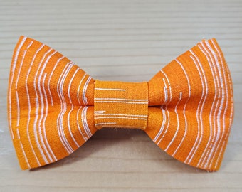 Collar lavable para perro y gato con lazo y rayas naranjas
