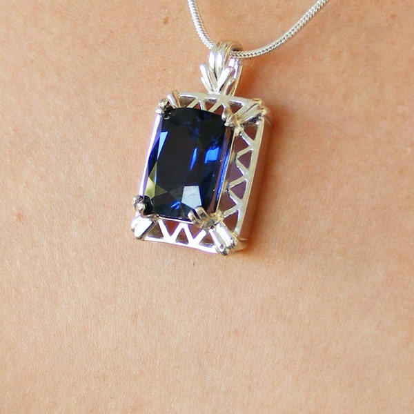 Reserved for Laural Kinsey Fabulous 9.70ct African Blue Sapphire Necklace