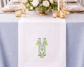 Camino de mesa bordado /Personalizado/ /Monograma/ /Iniciales de boda/