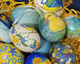 Mystery 'Lucky Dip' painted egg, fundraising for charities supporting refugees and victims of war