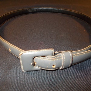 Yves Saint Laurent Grey Leather Belt