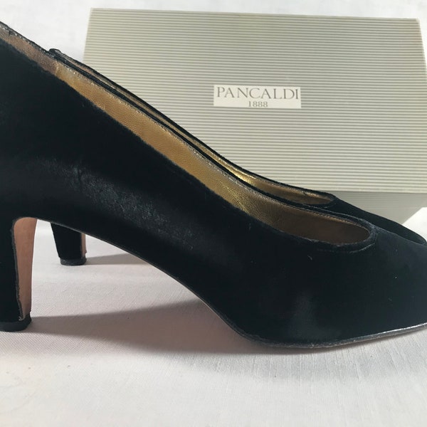 Pancaldi Black Velvet Heels 8.5AA