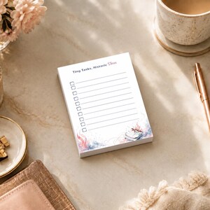 Notatnik na temat stresu w stylu Tiny Tasks | Mini lista kontrolna Everyday Edit, artykuły papiernicze, humor milenijny, palący się notatnik na biurko z akwarelami