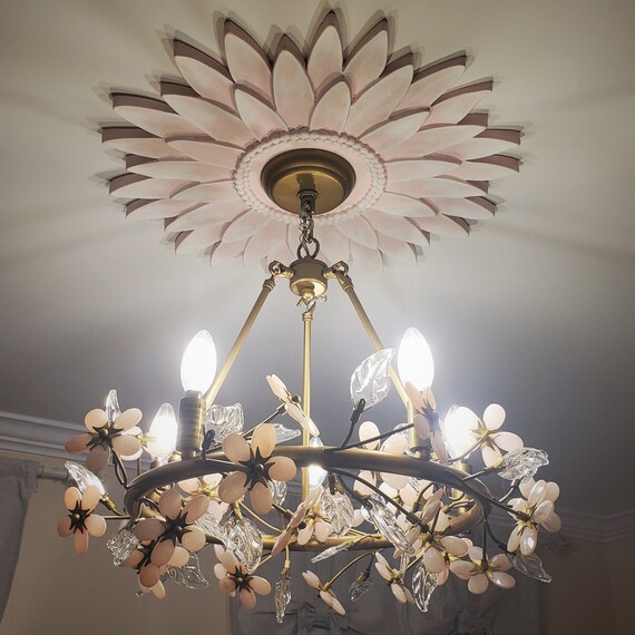 thumbnail image 2 of Carolina Hardware Sunflower Ceramic Ceiling Fan Pull – Floral Light Lamp Pull 2 of 5