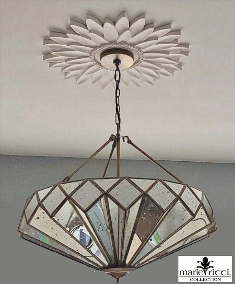 Sunflower Ceiling Medallion: White Flower Decor by Marie Ricci bild 2