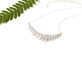 Silver Laurel Leaf Necklace, Wedding Jewelry, Minimalist Style, Branch Pendant, Layering Necklace, Statement Piece, Nature Inspired, Gift