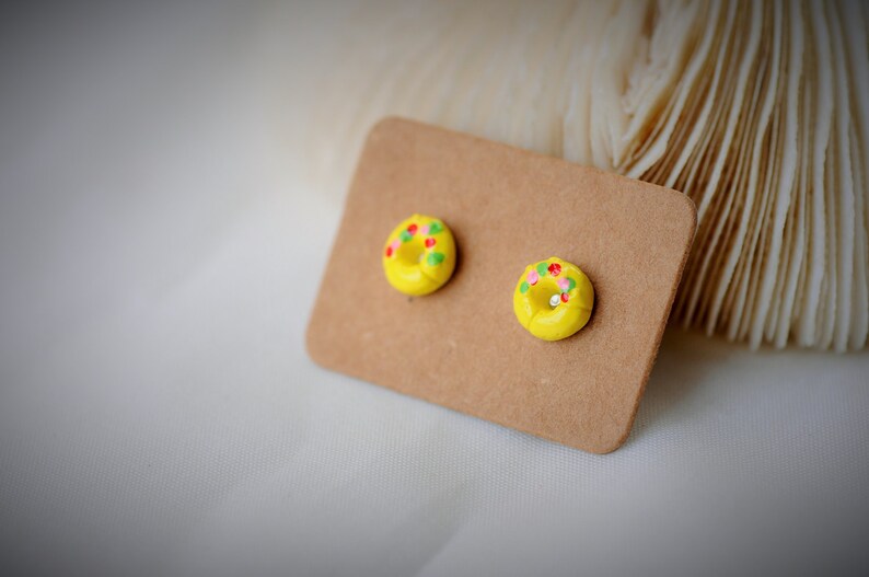 YELLOW Yummy DOUGHNUT SALES!! Girls Casual Cutie with Silver Stud Earrring ~ 7mm