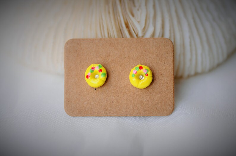 YELLOW Yummy DOUGHNUT SALES!! Girls Casual Cutie with Silver Stud Earrring ~ 7mm