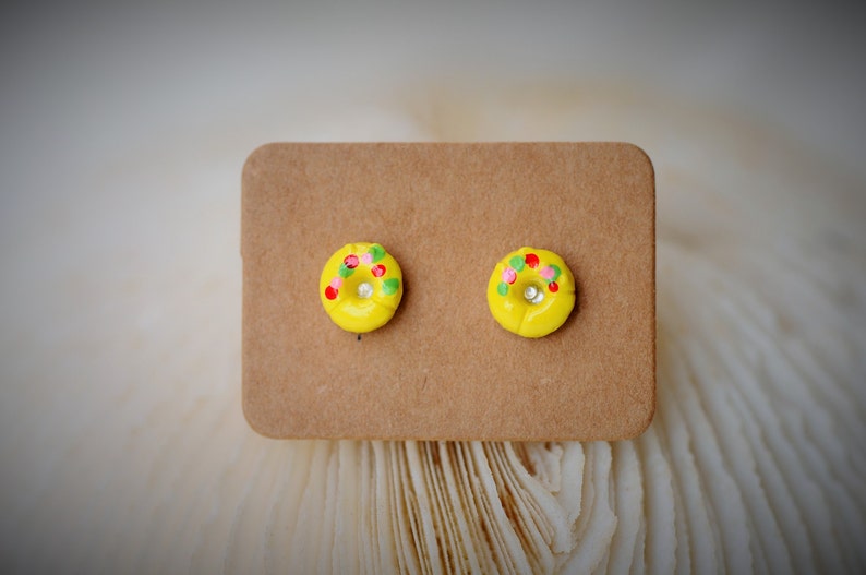 YELLOW Yummy DOUGHNUT SALES!! Girls Casual Cutie with Silver Stud Earrring ~ 7mm