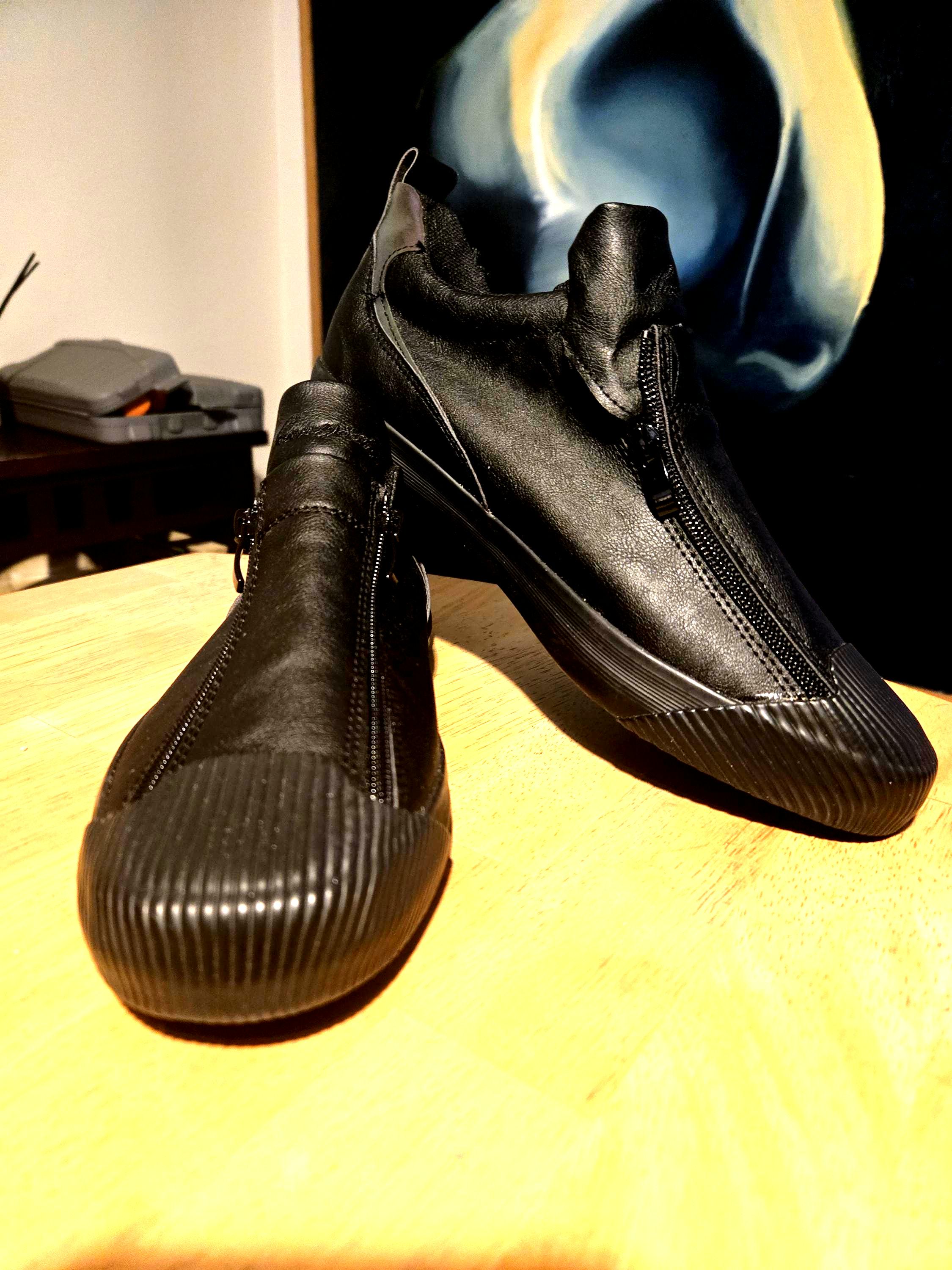 Black Leather Sneaker Vintage 1980s - Etsy display picture 3
