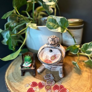 Bookish Dust Plug Charm – E-Reader, Phone Accessory