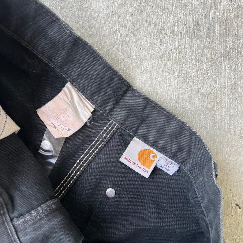 Pantalones de carpintero de trabajo Carhartt de color negro descolorido con doble rodilla imagen 6