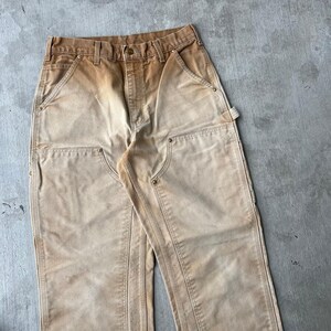 Pantalones de carpintero de trabajo Carhartt de color marrón descolorido con doble rodilla imagen 2